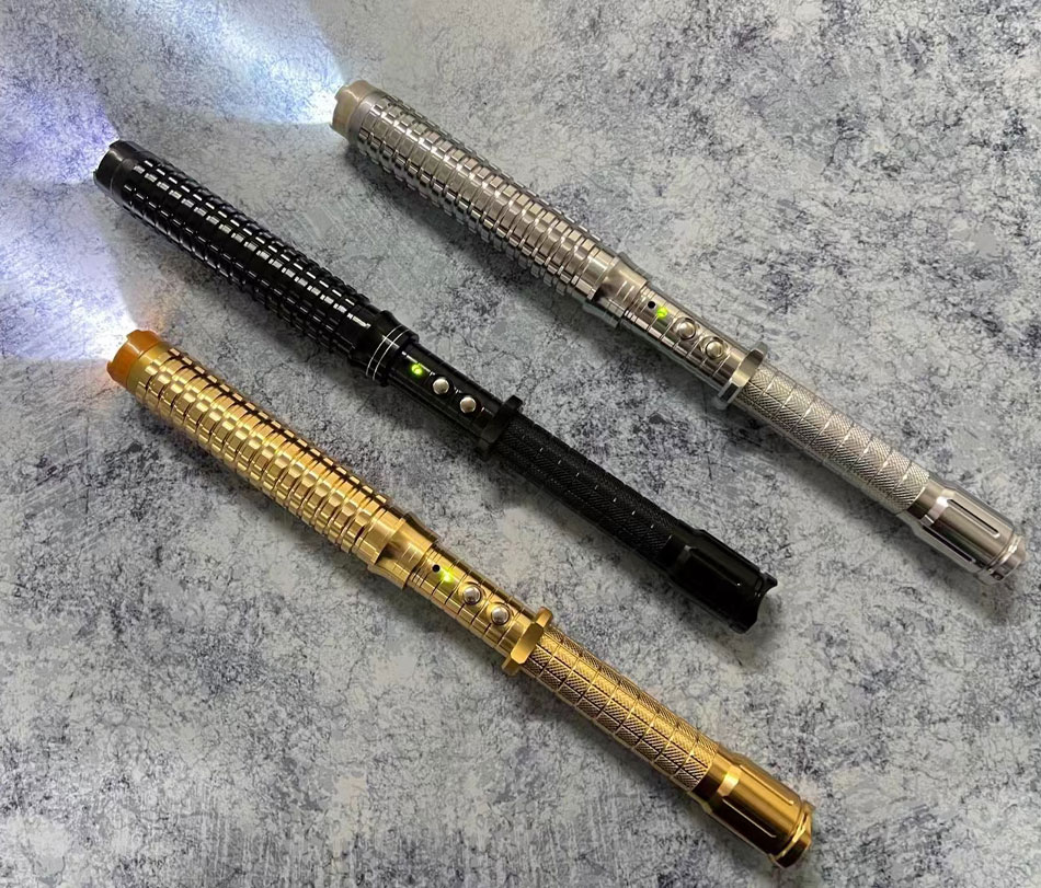 黑鹰X10高压电棍