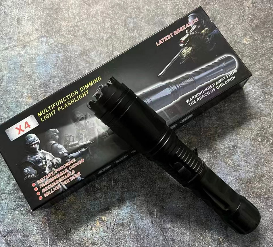 黑鹰X4防身电棒